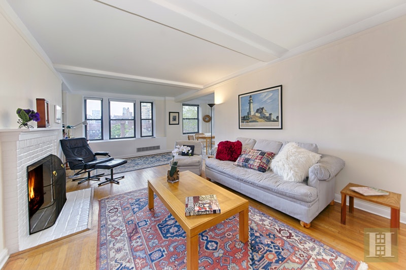 Photo 1 of 225 East 73rd Street 7D, Upper East Side, NYC, $825,000, Web #: 17009291