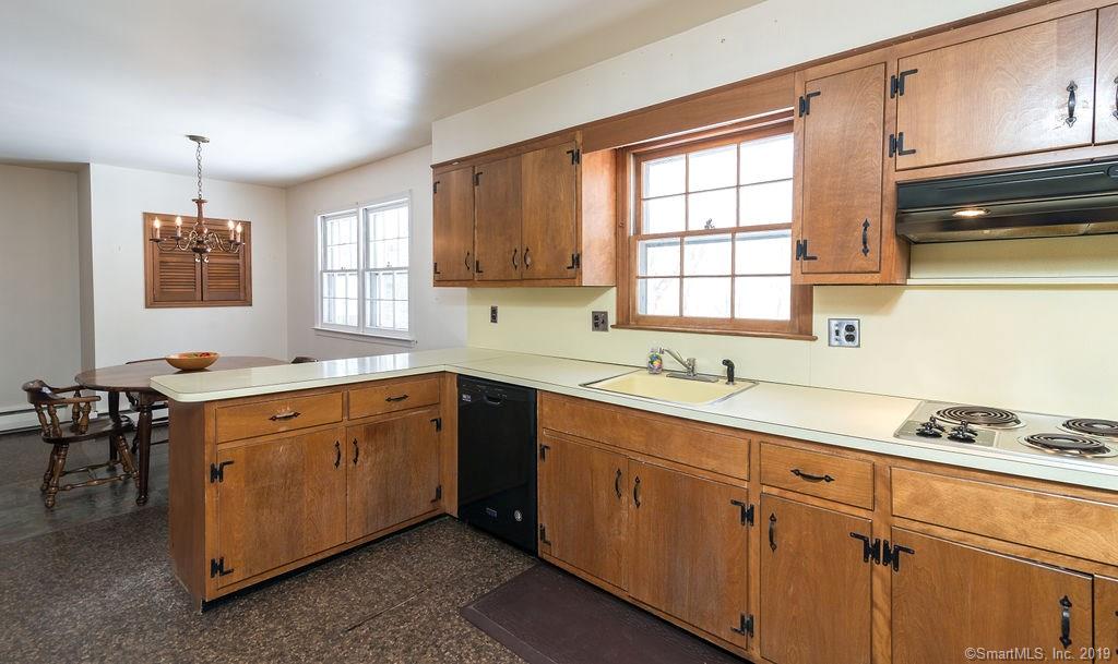 45 Mohawk Trail Stamford Connecticut 06903 539 000 For 45 Mohawk Trail Stamford Connecticut 06903 539 000 Property For