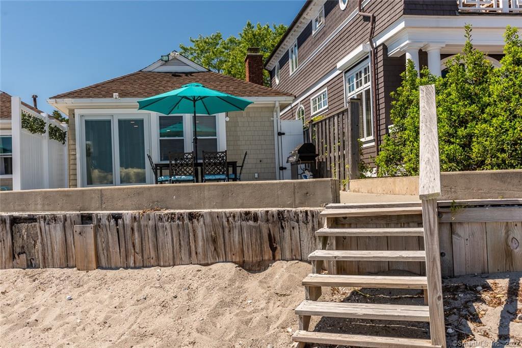 949 FAIRFIELD BEACH ROAD