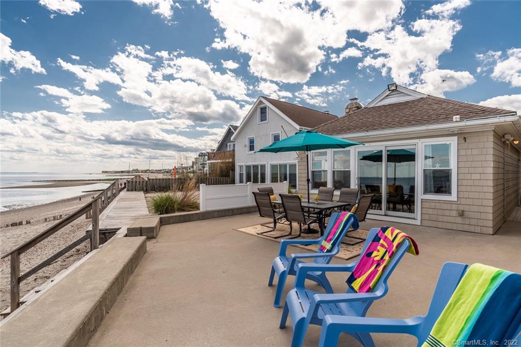 953 FAIRFIELD BEACH ROAD