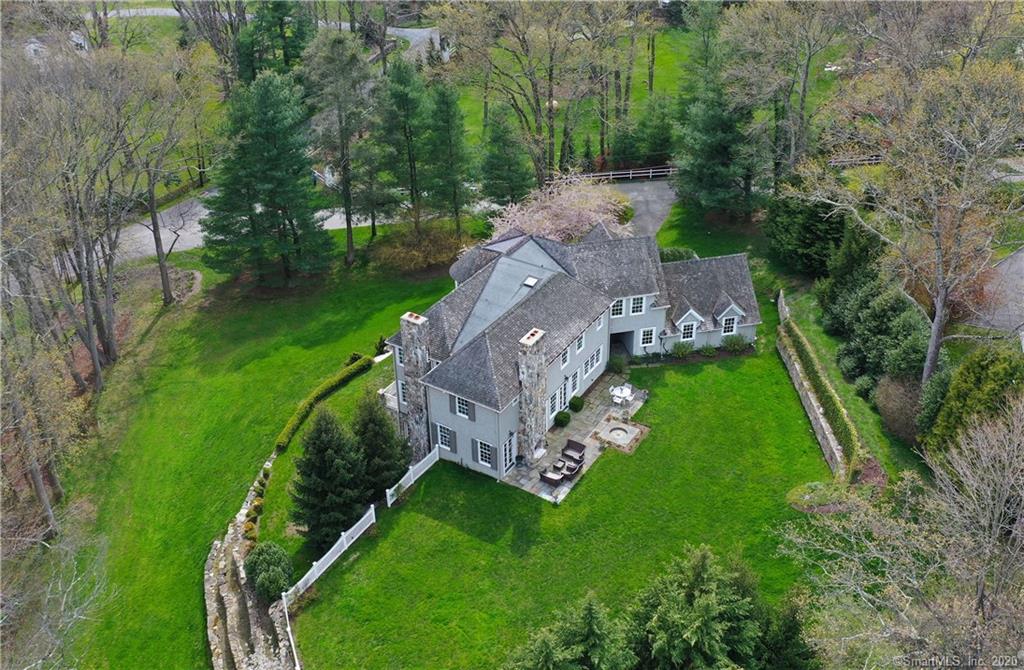 2 HOMEWOOD LANE