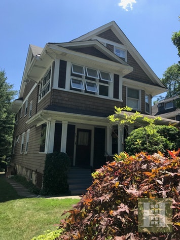 Photo 1 of 79 Central Ave, Montclair, New Jersey, $1,300, Web #: 17034926