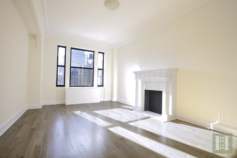 Photo 1 of 260 West 72nd Street 9D, Upper West Side, NYC, $5,995, Web #: 17081348