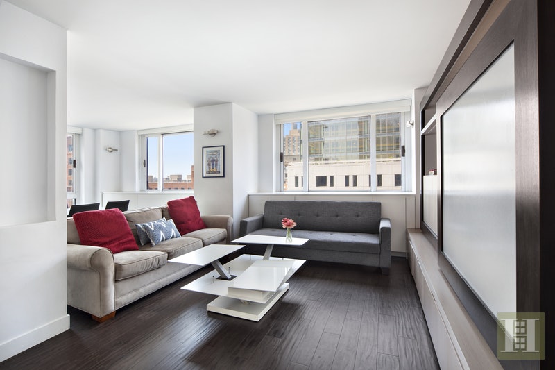 Photo 1 of 1 Irving Place V12bc, Union Square, NYC, $6,950, Web #: 17081648