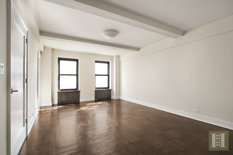 Photo 1 of 56 Seventh Avenue 9K, West Village, NYC, $3,300, Web #: 17109551