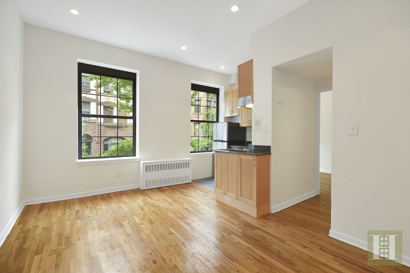 Photo 1 of 330 West 85th Street 2E, Upper West Side, NYC, $2,650, Web #: 17159632