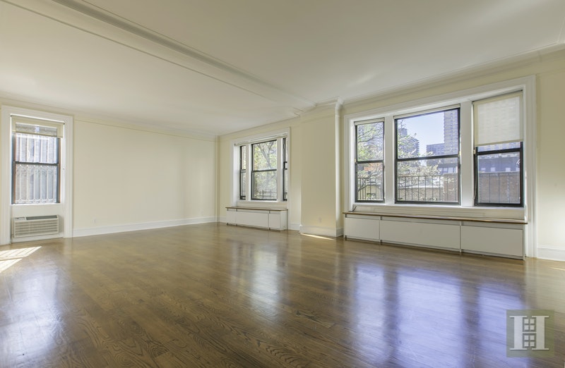 Photo 1 of 260 West 72nd Street 4Cd, Upper West Side, NYC, $9,995, Web #: 17364870