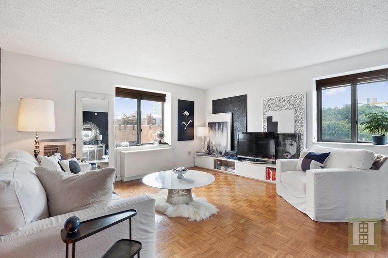 Photo 1 of 300 West 135th Street 8A, Central Harlem, NYC, $691,000, Web #: 17365911