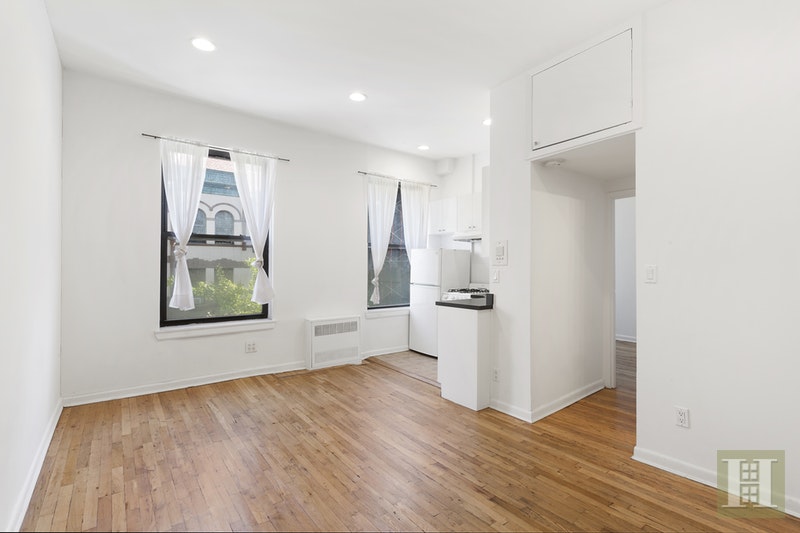 Photo 1 of 330 West 85th Street 3E, Upper West Side, NYC, $2,500, Web #: 17397365