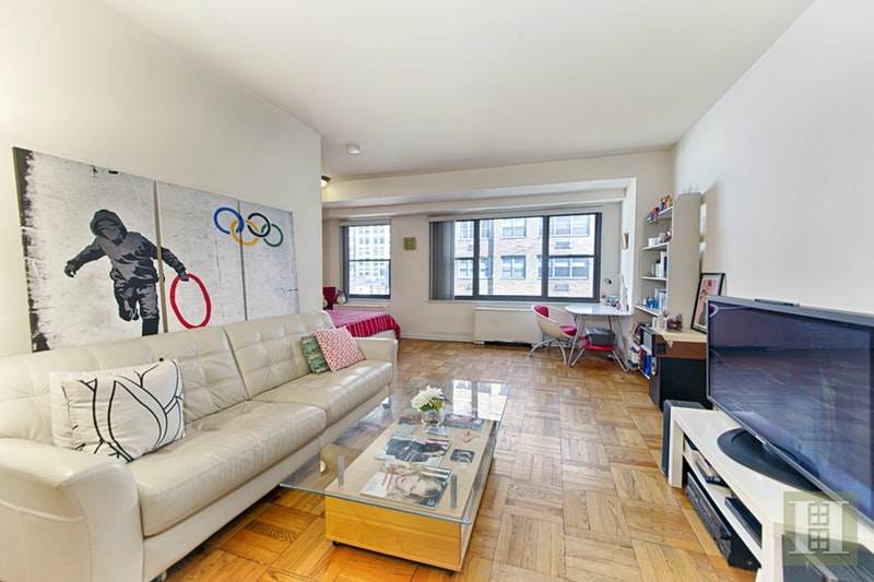 Photo 1 of 35 East 38th Street, Midtown East, NYC, $2,700, Web #: 17468965