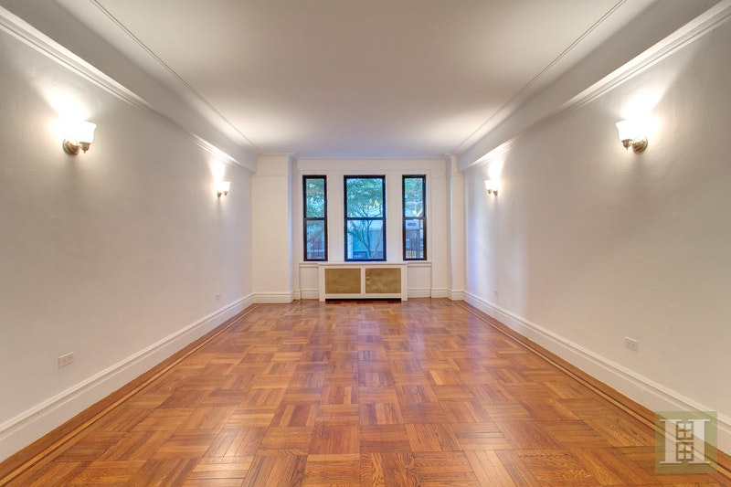 Photo 1 of 222 West 83rd Street 2D, Upper West Side, NYC, $6,734, Web #: 17581643
