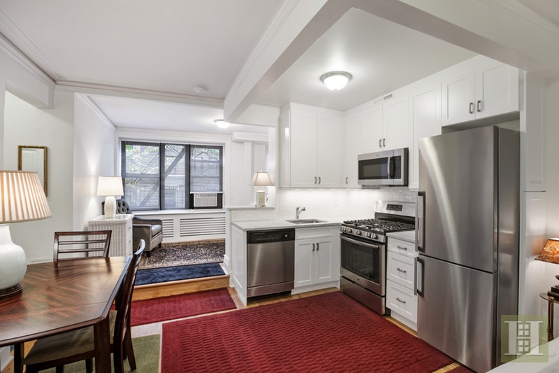 Photo 1 of Completely Renovated Gem, Upper East Side, NYC, $519,000, Web #: 17726120