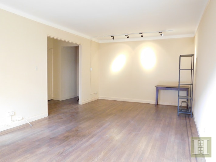 Photo 1 of 245 East 37th Street 3G, Midtown East, NYC, $2,375, Web #: 17771649