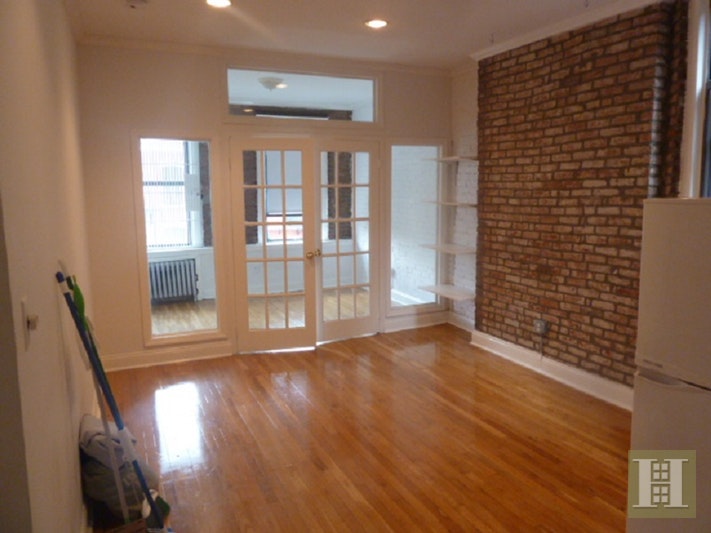 Photo 1 of 73 East 3rd Street D1, East Village, NYC, $2,550, Web #: 17953926