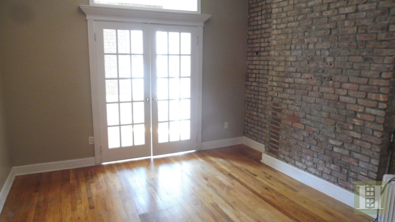 Photo 1 of 75 East 3rd Street, East Village, NYC, $2,600, Web #: 17954162