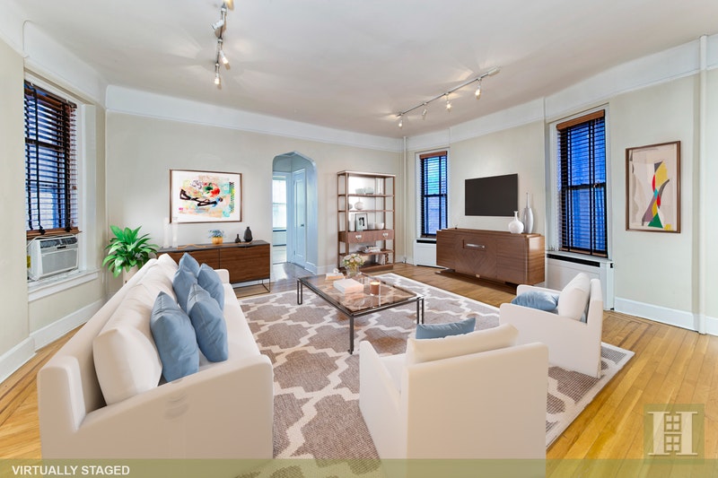 Photo 1 of 250 West 22nd Street 4C, Chelsea, NYC, $930,000, Web #: 18028354