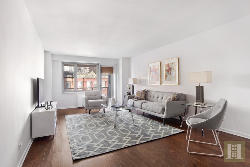 Photo 1 of 400 East 77th Street 6C, Upper East Side, NYC, $645,000, Web #: 18057258