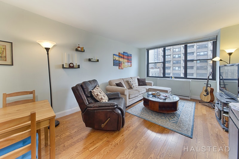 Photo 1 of 301 East 87th Street 7C, Upper East Side, NYC, $595,000, Web #: 18159404