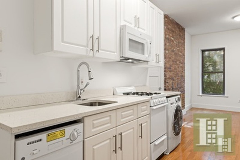Photo 1 of 412 East 9th Street, East Village, NYC, $3,495, Web #: 18181146