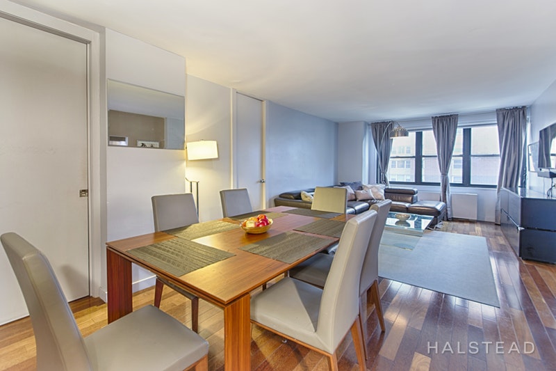 Photo 3 of 245 East 25th Street 11B, Gramercy Park, NYC, 899,000, 