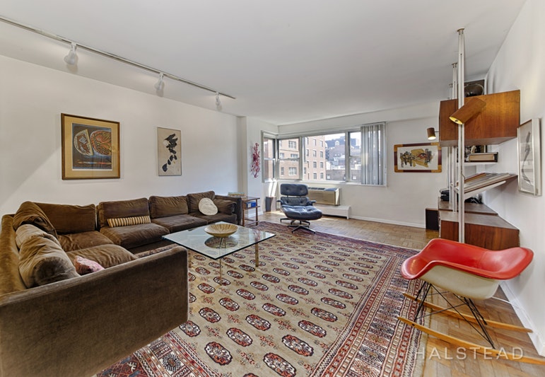 Photo 1 of 79 West 12th Street 11G, Greenwich Village, NYC, $998,000, Web #: 18230984