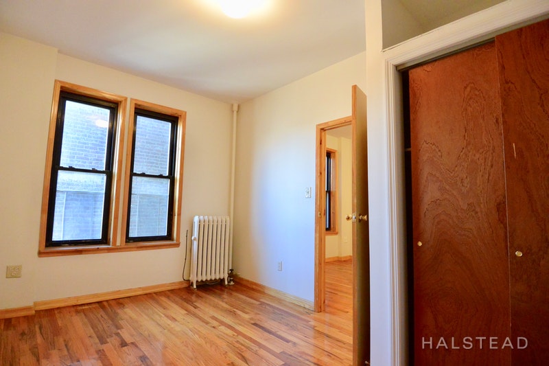 Photo 1 of Super Location 2 Bedroom Deal, Cobble Hill, Brooklyn, NY, $2,250, Web #: 18255742