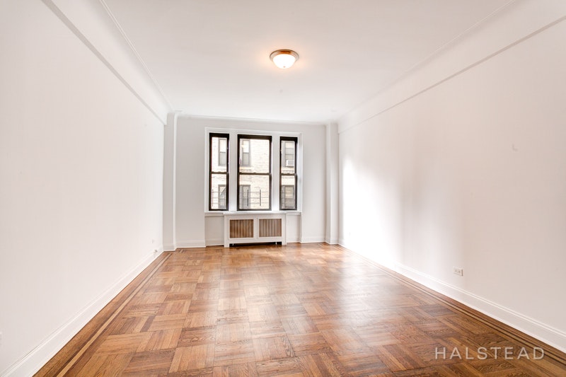 Photo 1 of 222 West 83rd Street 10A, Upper West Side, NYC, $5,095, Web #: 18272172