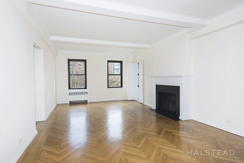 Photo 1 of 230 East 48th Street 8B, Midtown East, NYC, $3,350, Web #: 18308288