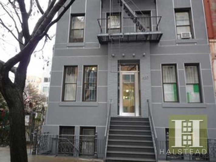 Photo 1 of 630 East 9th Street, East Village, NYC, $3,000, Web #: 18380016