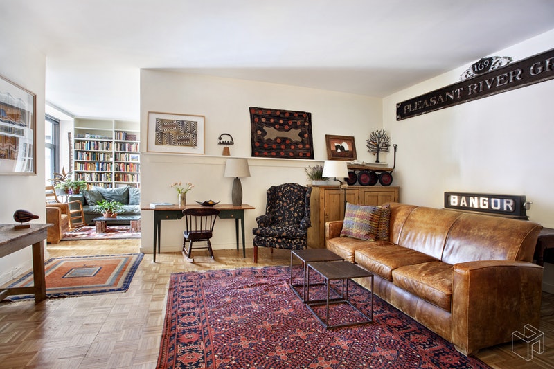 Photo 1 of 529 West 42nd Street 6L, Midtown West, NYC, $975,000, Web #: 18433288