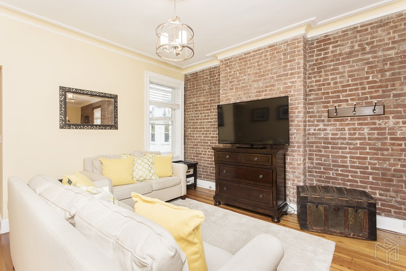 Photo 1 of 1007 Willow Ave 6, Hoboken, New Jersey, $563,000, Web #: 18460390