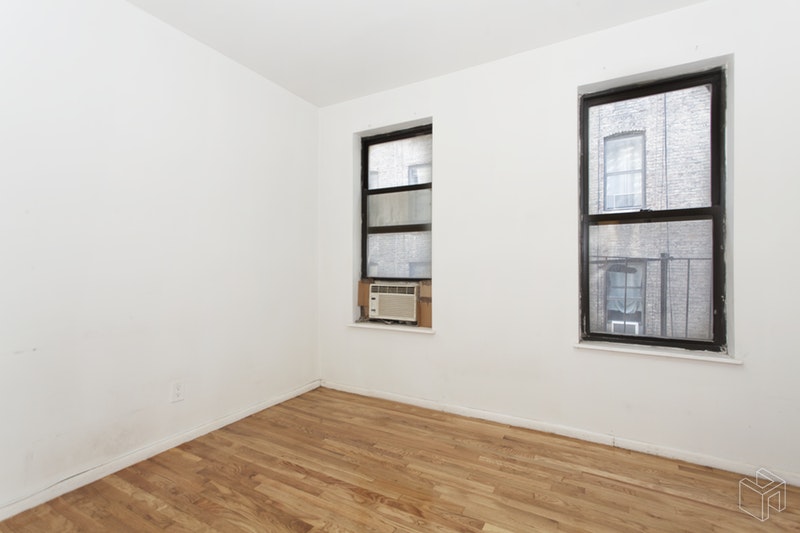 Photo 1 of 63 West 107th Street, Upper West Side, NYC, $2,995, Web #: 18486872