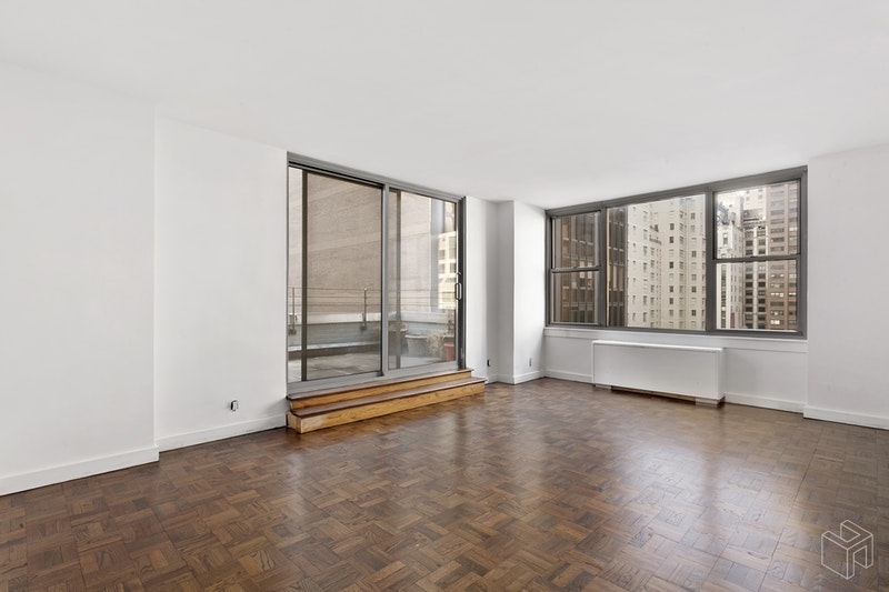 Photo 1 of 65 West 55th Street 11H, Midtown West, NYC, $4,000, Web #: 18528072