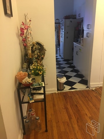 Photo 1 of 203 West 103rd Street, Upper West Side, NYC, $2,500, Web #: 18659403