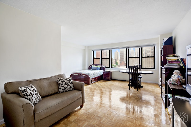 Photo 1 of 201 East 83rd Street 11G, Upper East Side, NYC, $2,500, Web #: 18659792