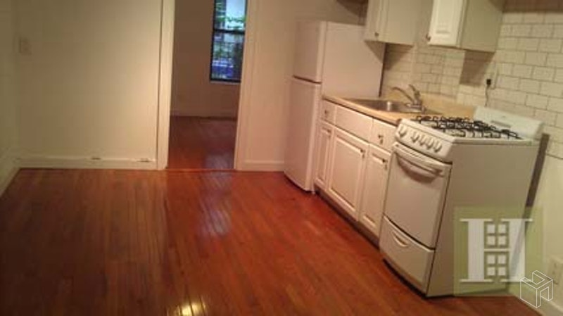 Photo 1 of 412 East 9th Street 3, East Village, NYC, $2,200, Web #: 18672265