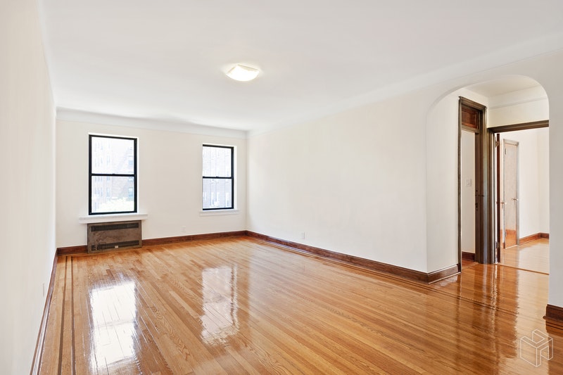 Photo 1 of 73-20 Austin Street 4E, Forest Hills, Queens, NY, $607,500, Web #: 18672336