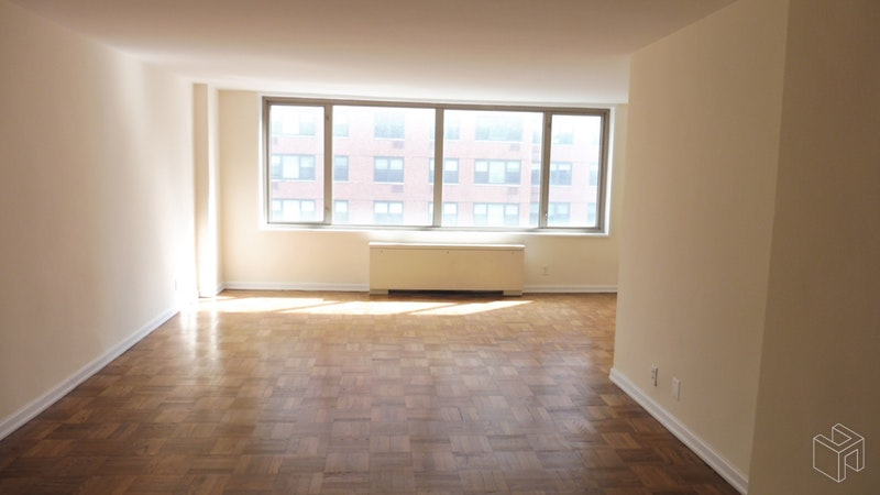 Photo 1 of East 84th Street, Upper East Side, NYC, $3,900, Web #: 18689674