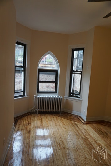 Photo 1 of 1146 Dean St, Crown Heights, Brooklyn, NY, $2,200, Web #: 18714164