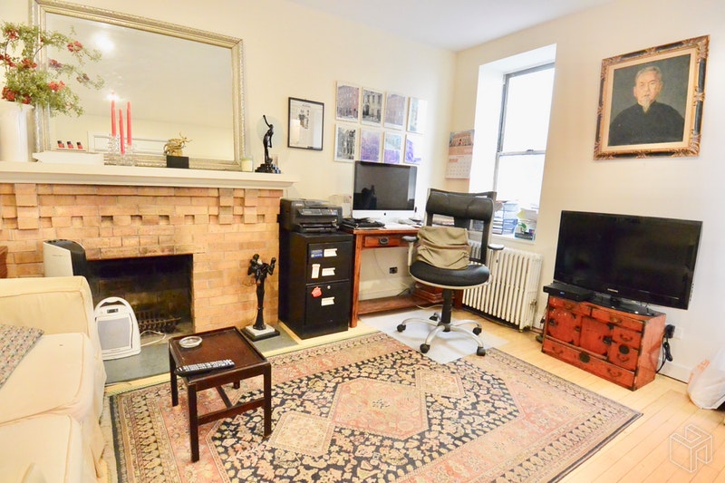 Photo 1 of Unique And Private, Townhouse, Boerum Hill, Brooklyn, NY, $4,975, Web #: 18723334