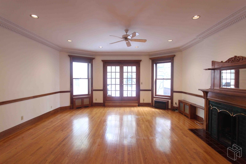 Photo 1 of 51 West 76th Street 2, Upper West Side, NYC, $5,600, Web #: 18795408