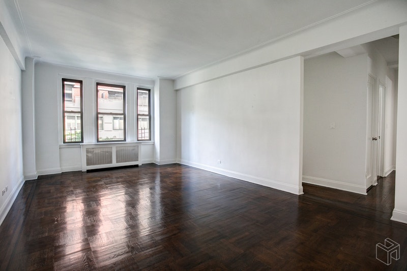Photo 1 of 222 West 83rd Street 4E, Upper West Side, NYC, $6,695, Web #: 18798785