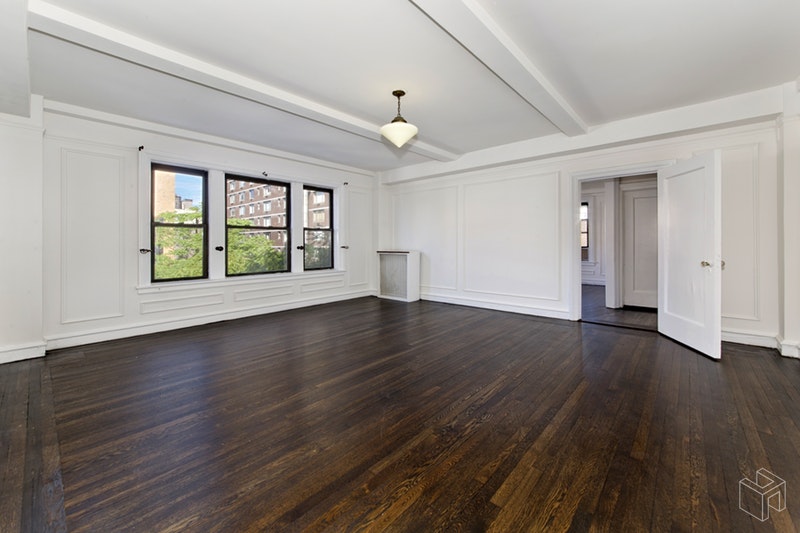 Photo 1 of 321 West 55th Street 74, Midtown West, NYC, $650,000, Web #: 18812639