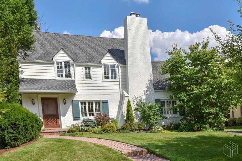Photo 1 of 4 Woodmont Road, Montclair, New Jersey, $700,000, Web #: 18834691
