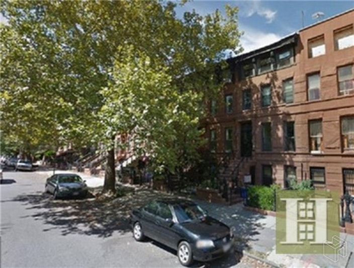 Photo 1 of 521 Macon Street 1, Bedford Stuyvesant, Brooklyn, NY, $3,950, Web #: 18840400