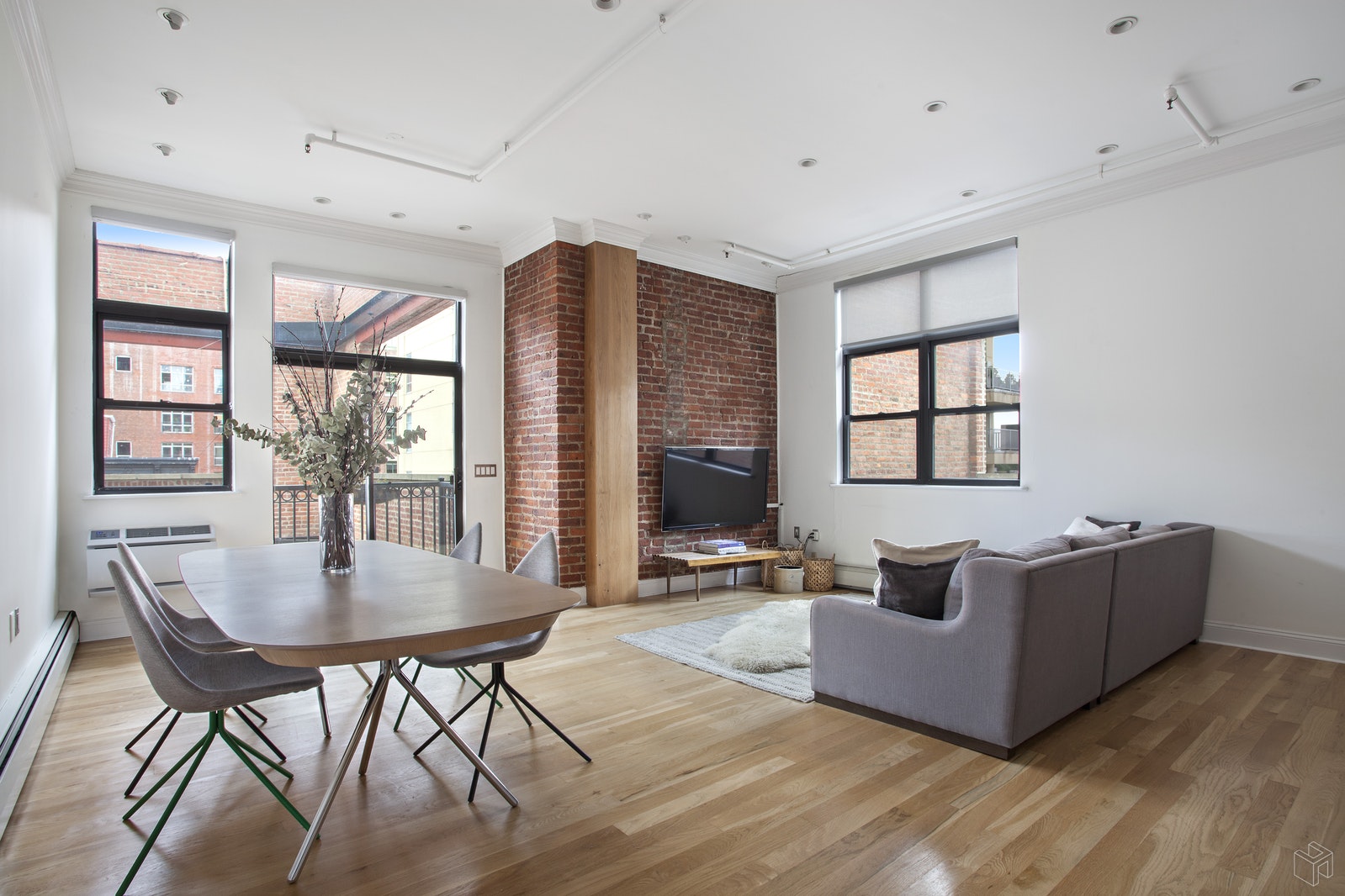 Photo 1 of 79 Bridge Street 4G, Dumbo, Brooklyn, NY, $945,000, Web #: 18846286