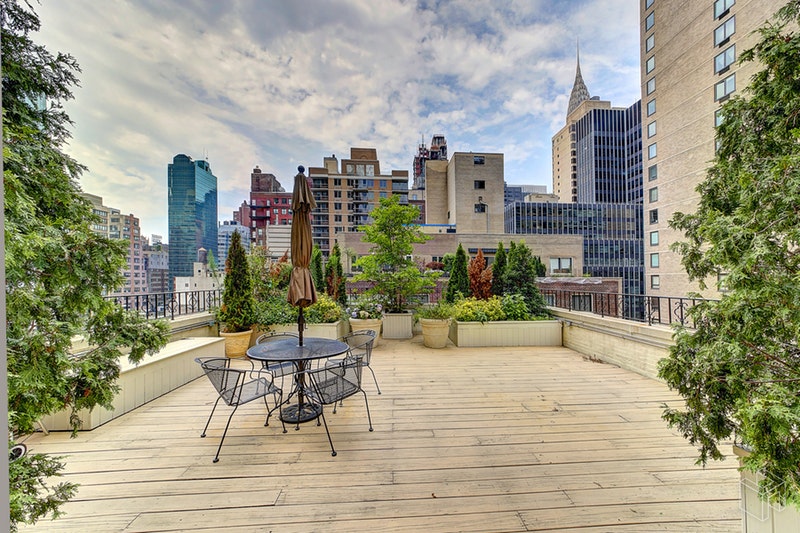 Photo 1 of 236 East 47th Street, Midtown East, NYC, $7,500, Web #: 18846744