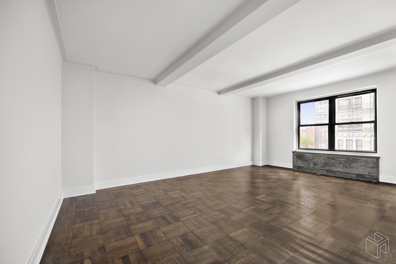 Photo 1 of 56 Seventh Avenue, West Village, NYC, $4,650, Web #: 18875271