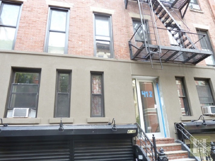Photo 1 of 412 East 9th Street, East Village, NYC, $3,900, Web #: 18895564