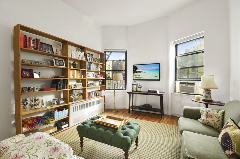 Photo 1 of 330 West 85th Street 6H, Upper West Side, NYC, $2,800, Web #: 18905659